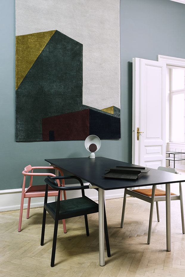 arqui rug 2 please wait to be seated imm cologne 2019 diariodesign