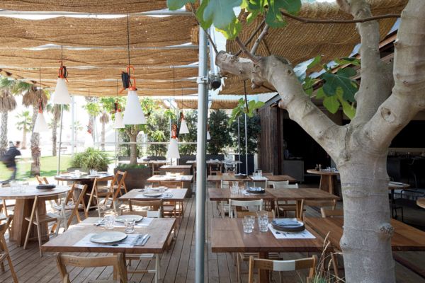 The Beach Restaurant Pez Vela Opens By W Barcelona A Must For