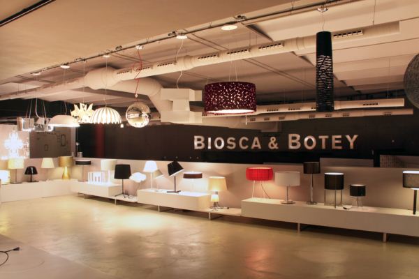 Original Gastos de envío pasta La histórica firma de iluminación Biosca & Botey relanza su tienda en la  Avenida Diagonal. - diariodesign.com