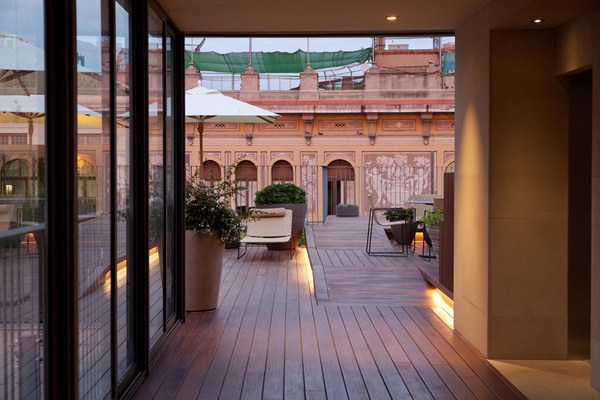 terraza Mercer hotel barcelona arquitecto rafael moneo diariodesign