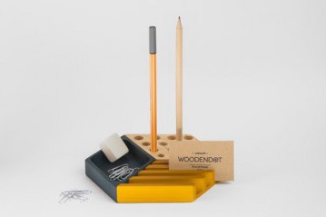 Kesito diseño de Woodendot ordenar el escritorio con madera de Tierra de Pinares diariodesign