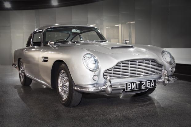 Diseñando 007 Cincuenta años de Estilo Bond Aston Martin DB5