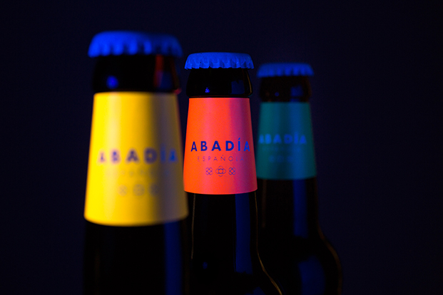 La cerveza artesana Abadía Española cambia de imagen diariodesign