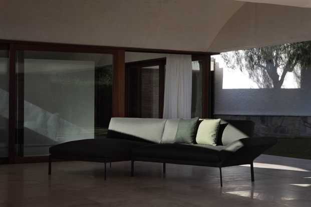 Livit sofa by Lievore Altherr Molina 02