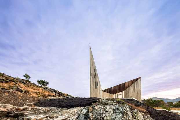 15-knarvik-community-church