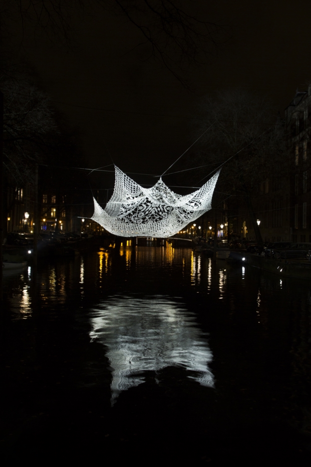 amsterdam-light-festival-the-lace-choi-and-shine-architects-copyright-janus-van-den-eijnden-1