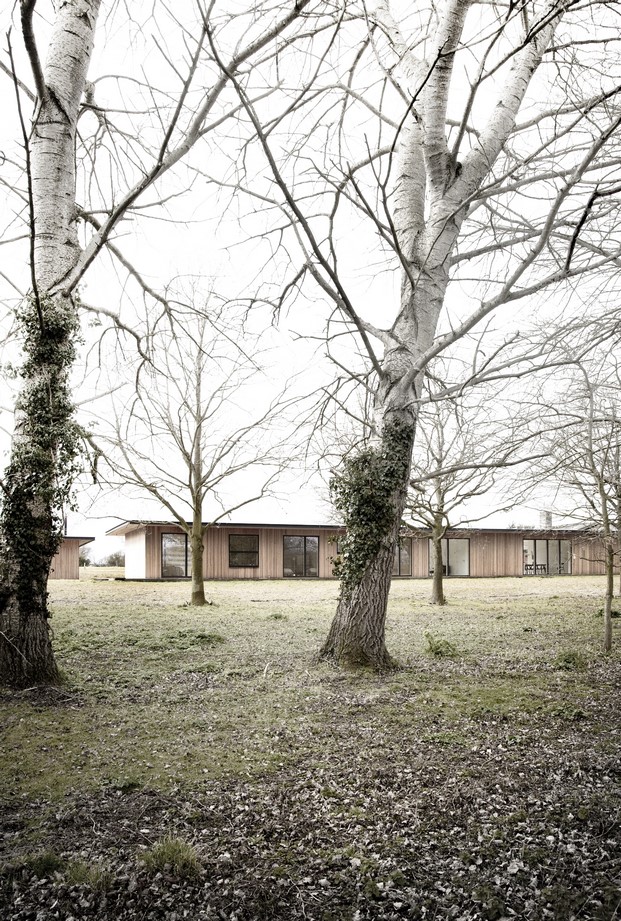 Reydon Grove Farm de norm architects casa granja en diariodesign