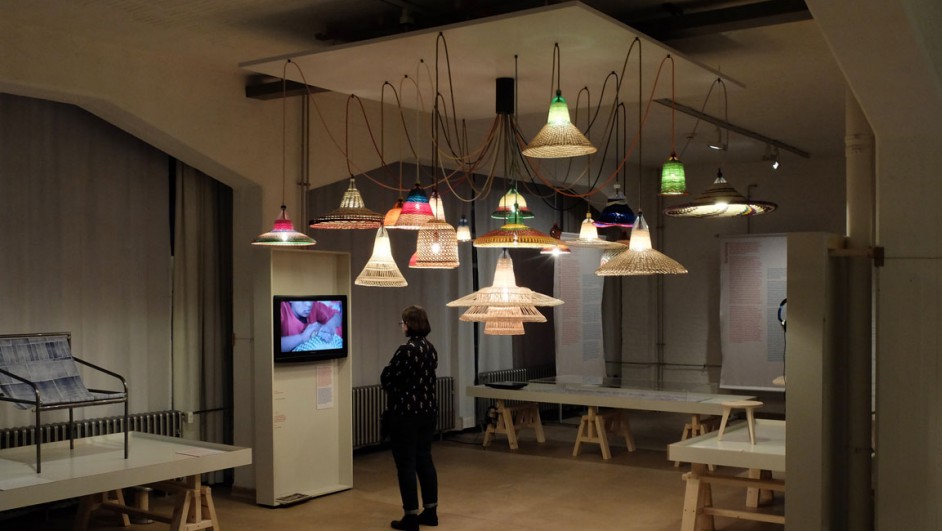 Pet Lamp en la escuela Bauhaus Craft becomes modern diariodesign