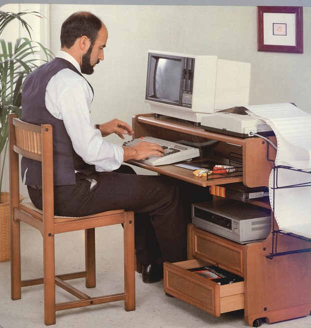 mesa ordenador mobiliario de oficina Actiu premio nacional de diseño diariodesign 