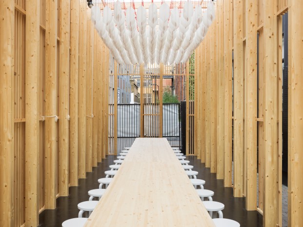 instalación temporal en shoreditch del London Design Festival