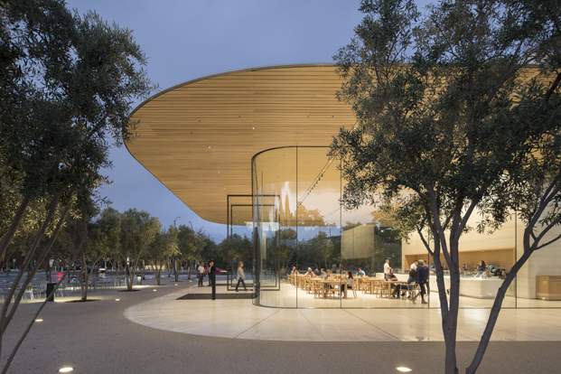 Apple park visitor center Foster Partners fachada diariodesign