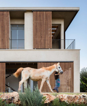 casa con vistas golany architects en israel diariodesign