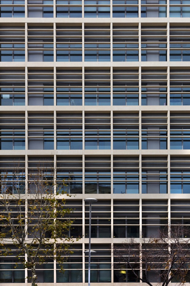 fachada technal de un edificio de oficinas en Barcelona diariodesign