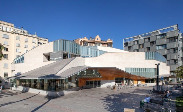 Biblioteca Jaume Fuster de Barcelona en Plaza Lesseps diariodesign