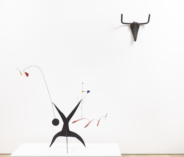 Obras de Alexander Calder y Pablo Picasso en la exposición de Málaga