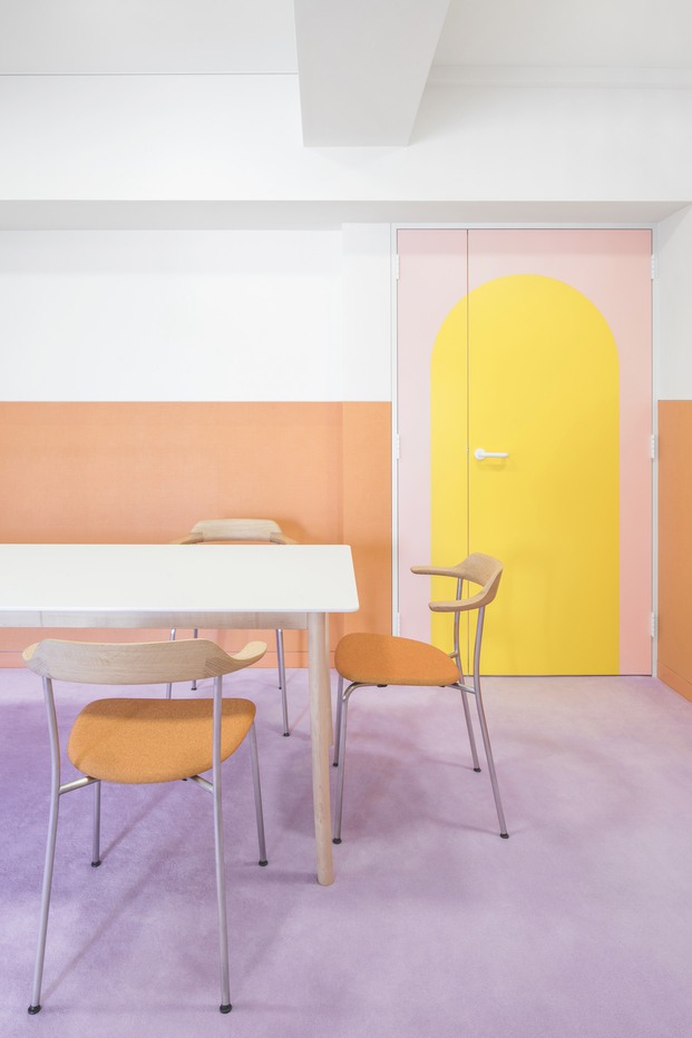 Casa colores pastel Adam Nathaniel Furman proyecto Nagatacho Tokio