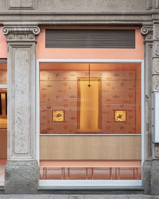 Sushi Fun poke shop Milán. Interiorismo estudio italiano Kentool. Exterior