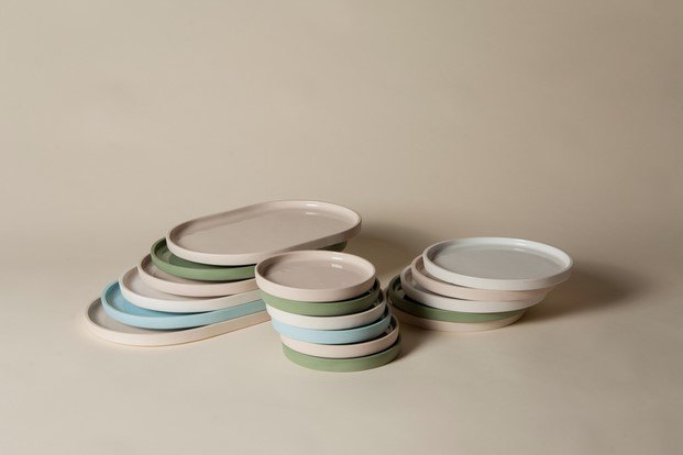 platos de porcelana colores diseño perezochando
