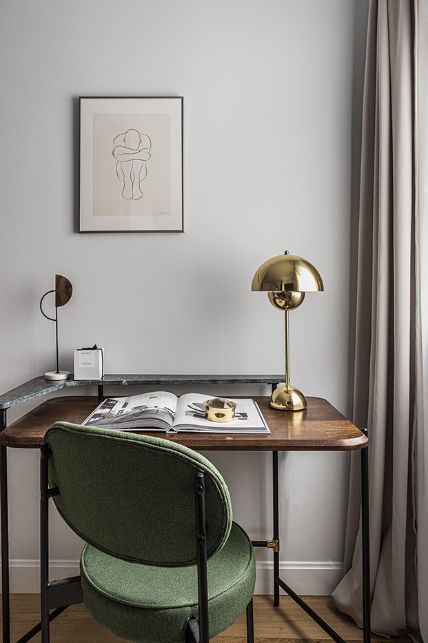 Muebles con inspiración de los 70 alternan con piezas vintage