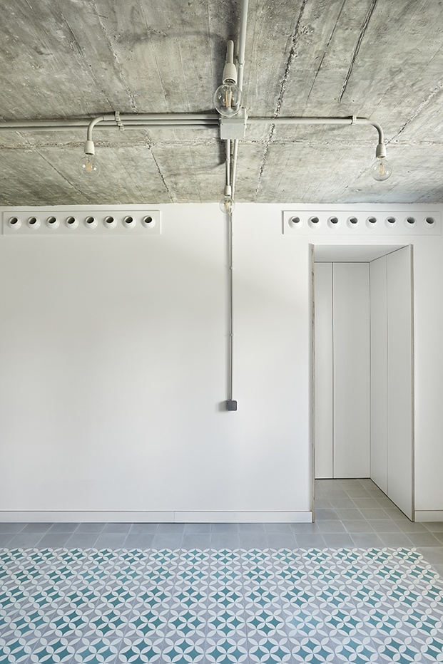 La Casa Butanta de Mendes Da Rocha inspira un apartamento en Madrid.