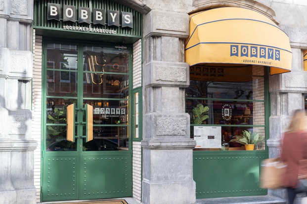Restaurante Bobby’s Gourmet BBQ en Bilbao de Tres Cinco Uno Creative Studio.