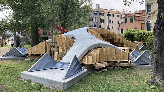 Puente 3D. Venecia inaugura 'Striatus', el primer puente arqueado de hormigón impreso en 3D. Zaha Hadid Architects Computation and Design Group (ZHACODE)