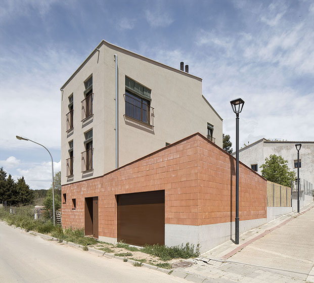 Casa MDN vivienda en el Penedés proyectada por Nook Architects