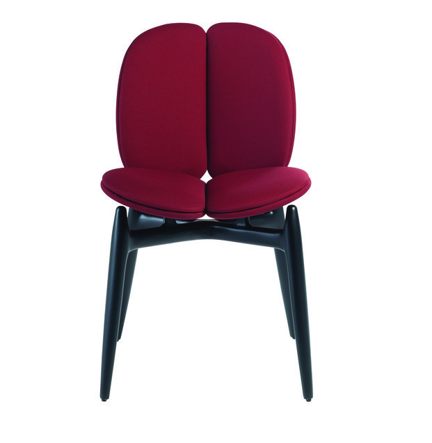 Colección de mesas y sillas Pulp de Eugeni Quitllet para Roche Bobois. Silla granate