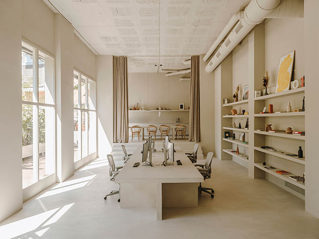 Oficinas Six N Five en Poblenou diseñadas por Isern Serra