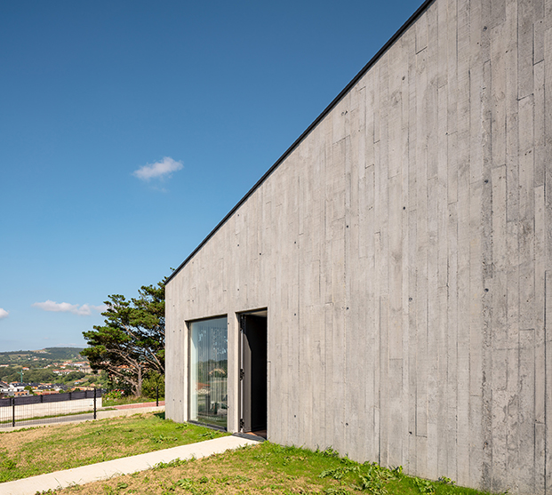 Casas sostenibles de hormigón de Ramos Bilbao Arquitectos en Sopela