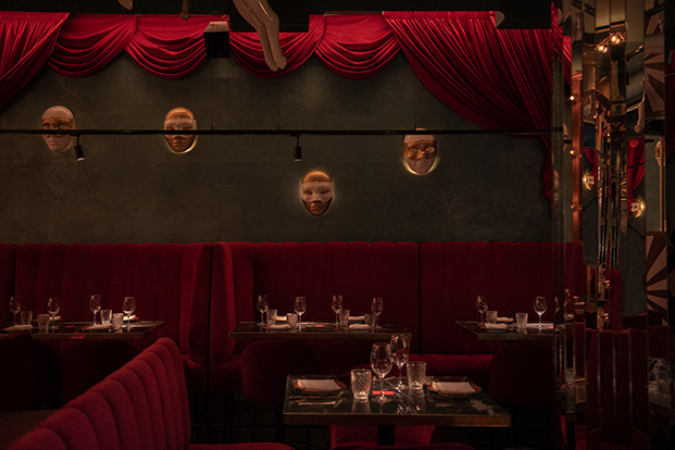 Ilmiodesign diseña el interiorismo del nuevo restaurante Arrogante de Madrid, del Grupo Salvaje, inspirado en la estética circense.