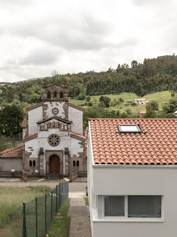 Vivienda unifamiliar en Asturias de madera y techo a dos agua