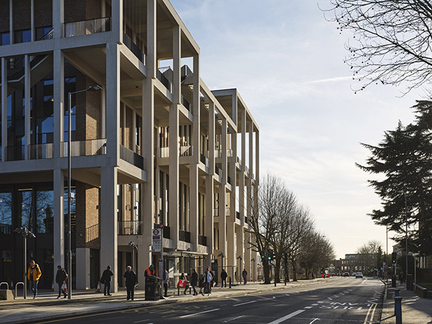 Premio de Arquitectura 2022 a Grafton Architects por su proyecto Town House – Kingston University en Londres. 