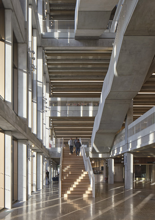 Premio de Arquitectura 2022 a Grafton Architects por su proyecto Town House – Kingston University en Londres. 