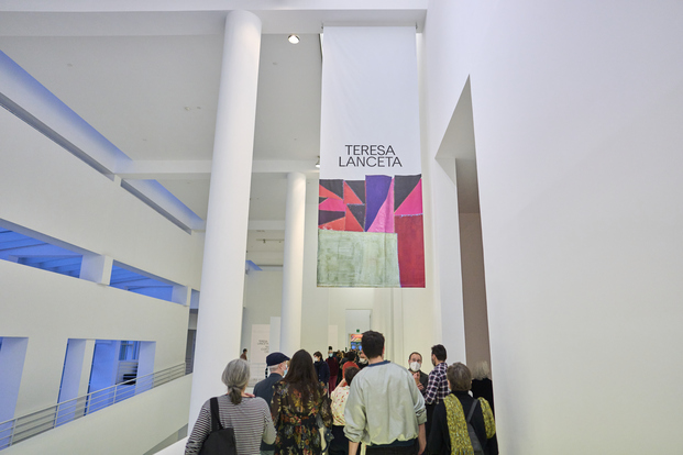 Exposición "Tejer como código abierto" de Teresa Lanceta en el MACBA