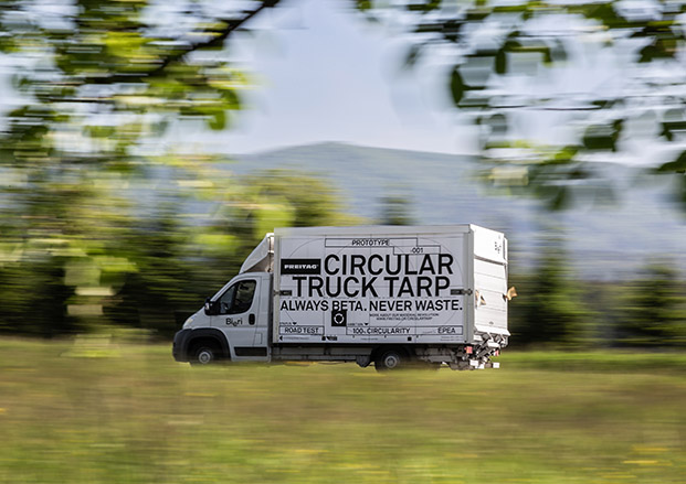 Freitag crea lonas de camiones infinitamente reciclables