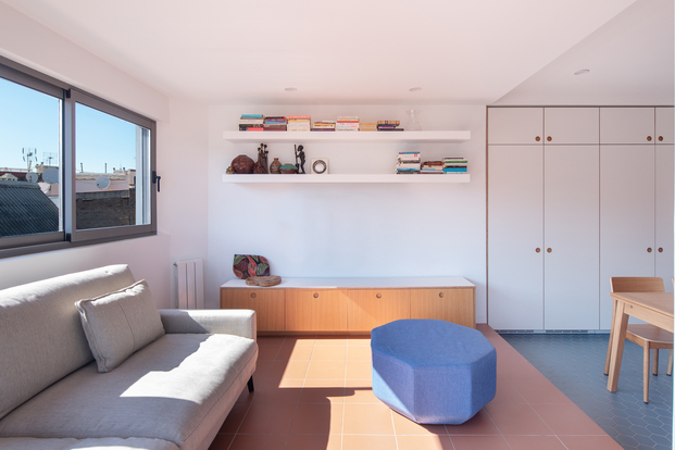 Vivienda luminosa en Poble-Sec, Barcelona, de Nook Architects.
