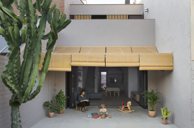 Roc's House. Casa flexible y pasiva en El Prat de Llobregat - NeuronaLab