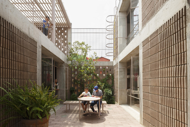 Centro educativo Pilares diseñado por Rozana Montiel en Ciudad de México