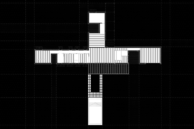planta de casa en forma de cruz