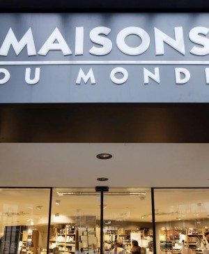 cartel de una tienda de Maisons du Monde
