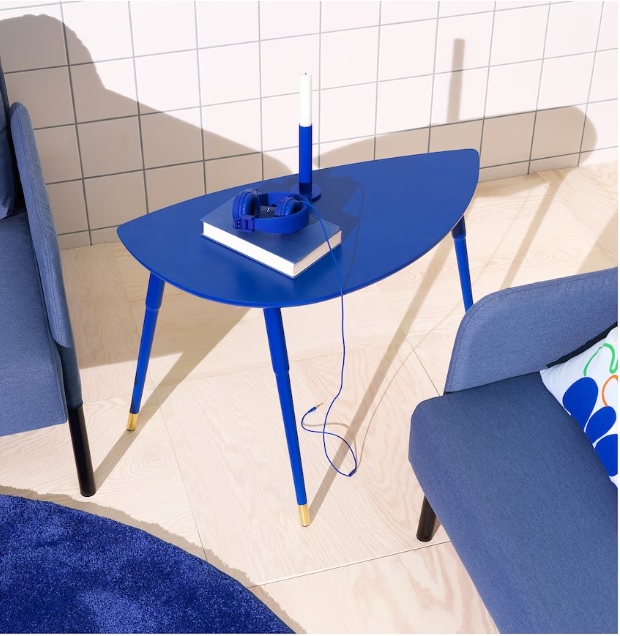 Mesa LÖVBACKEN IKEA, mesa de tres patas, mesa azul 