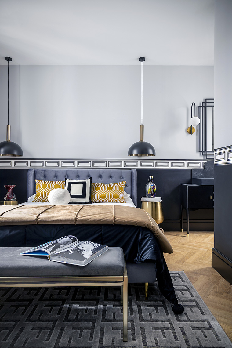 Dormitorio pintado en color negro